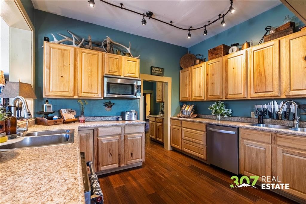 3080 & 3064 North Fork Hwy — photo 20 of 104