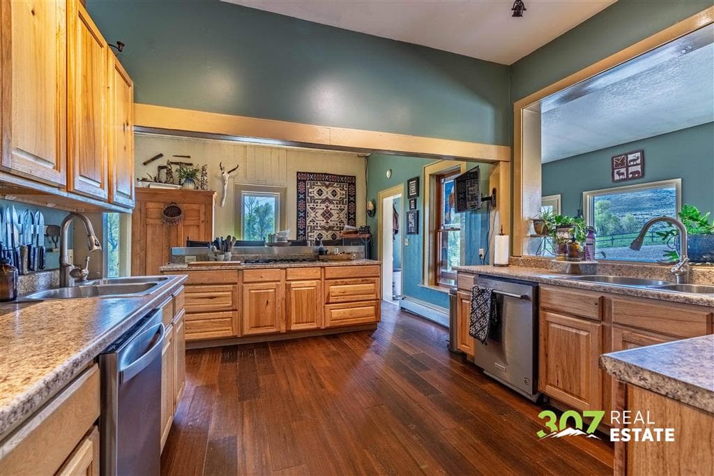 3080 & 3064 North Fork Hwy — photo 22 of 104