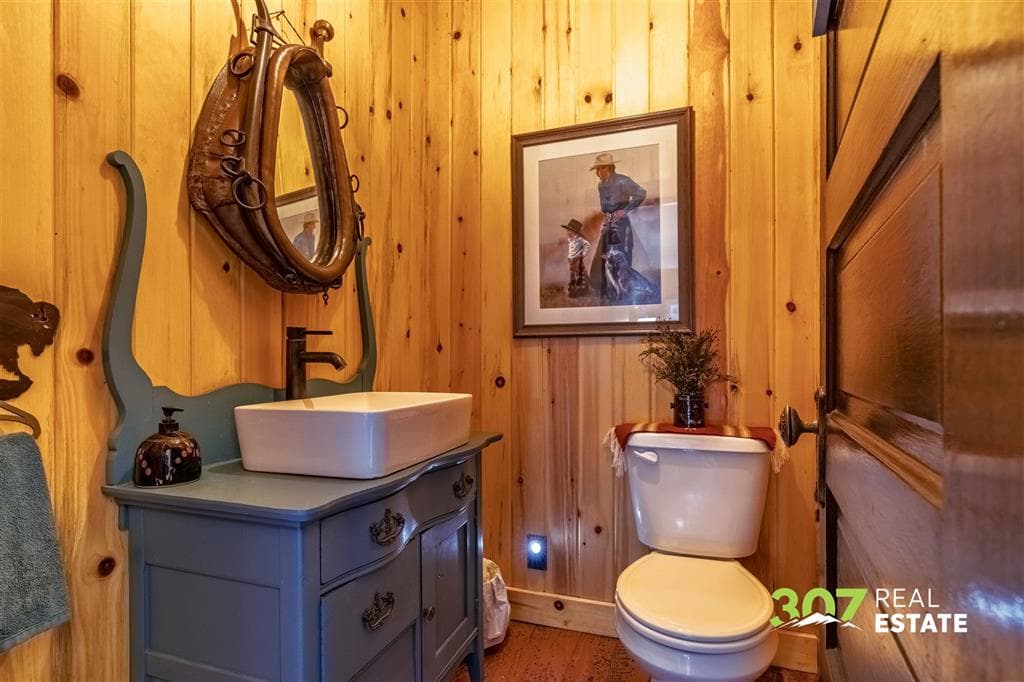 3080 & 3064 North Fork Hwy — photo 29 of 104