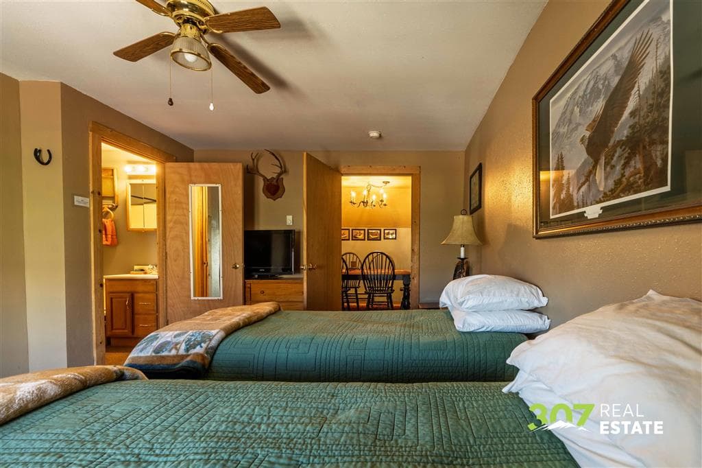 3080 & 3064 North Fork Hwy — photo 55 of 104