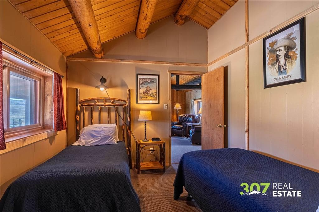 3080 & 3064 North Fork Hwy — photo 79 of 104