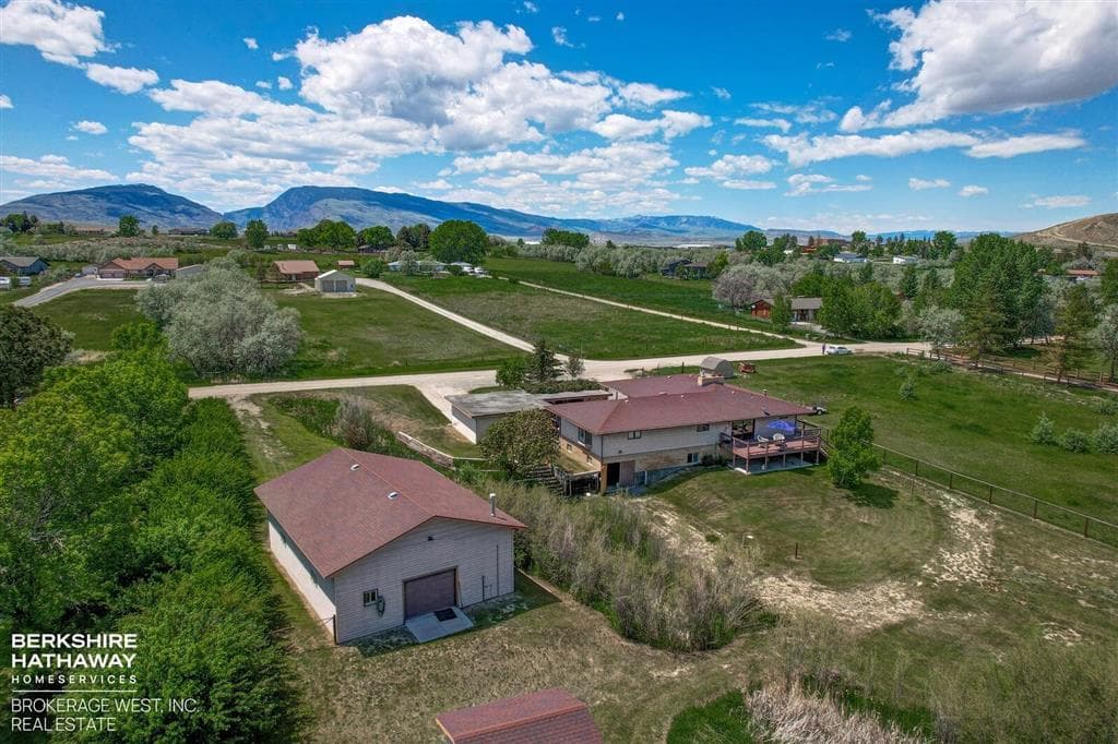 26 Equine Dr — photo 4 of 25