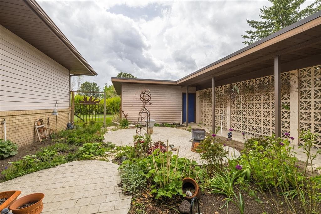 26 Equine Dr — photo 10 of 25