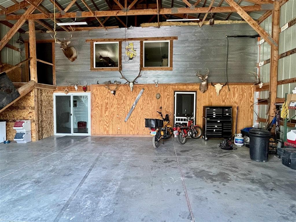 2609 Beaver Creek Rd — photo 23 of 88