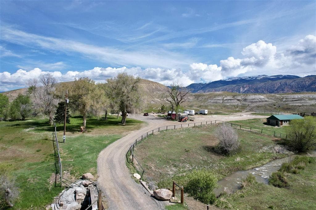 2609 Beaver Creek Rd — photo 28 of 88