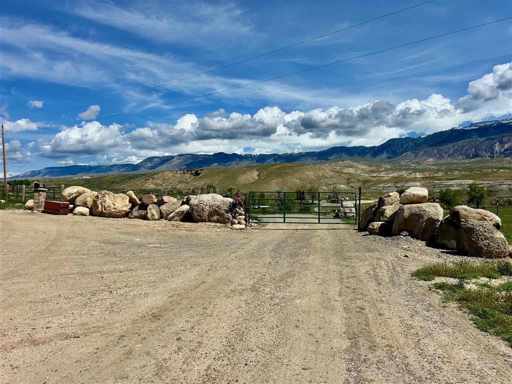 2609 Beaver Creek Rd — photo 6 of 88