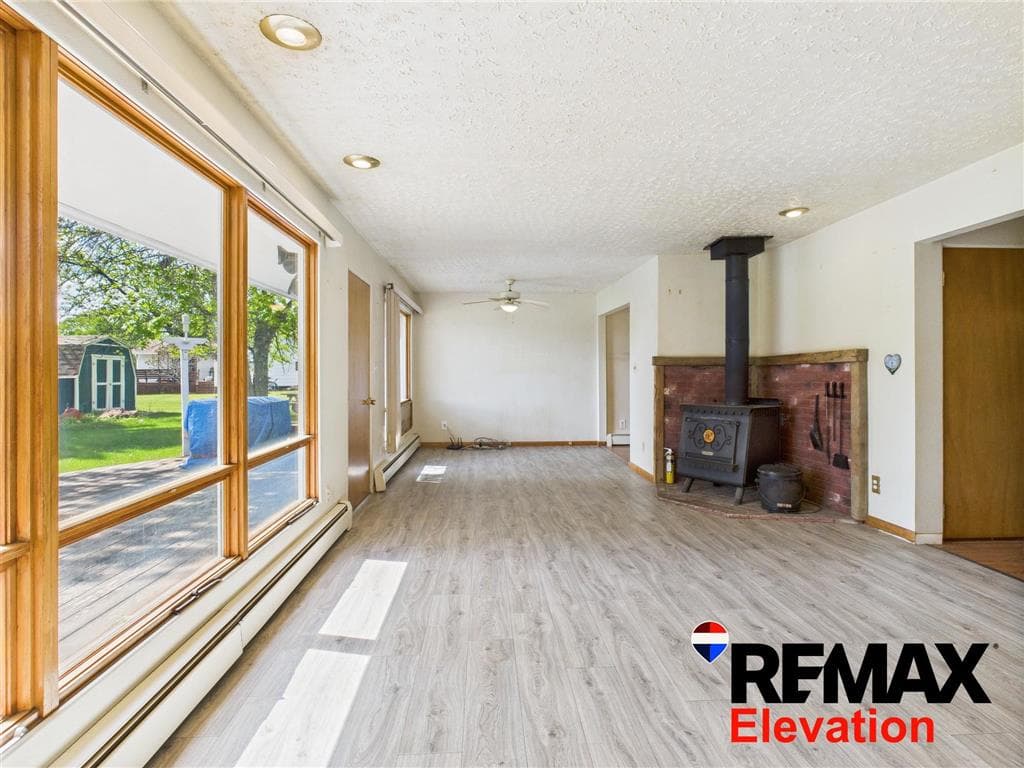 905 S 9th St — photo 17 of 33