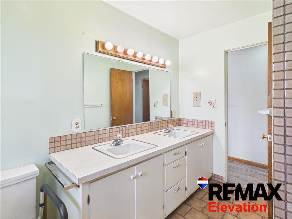 905 S 9th St — photo 20 of 33