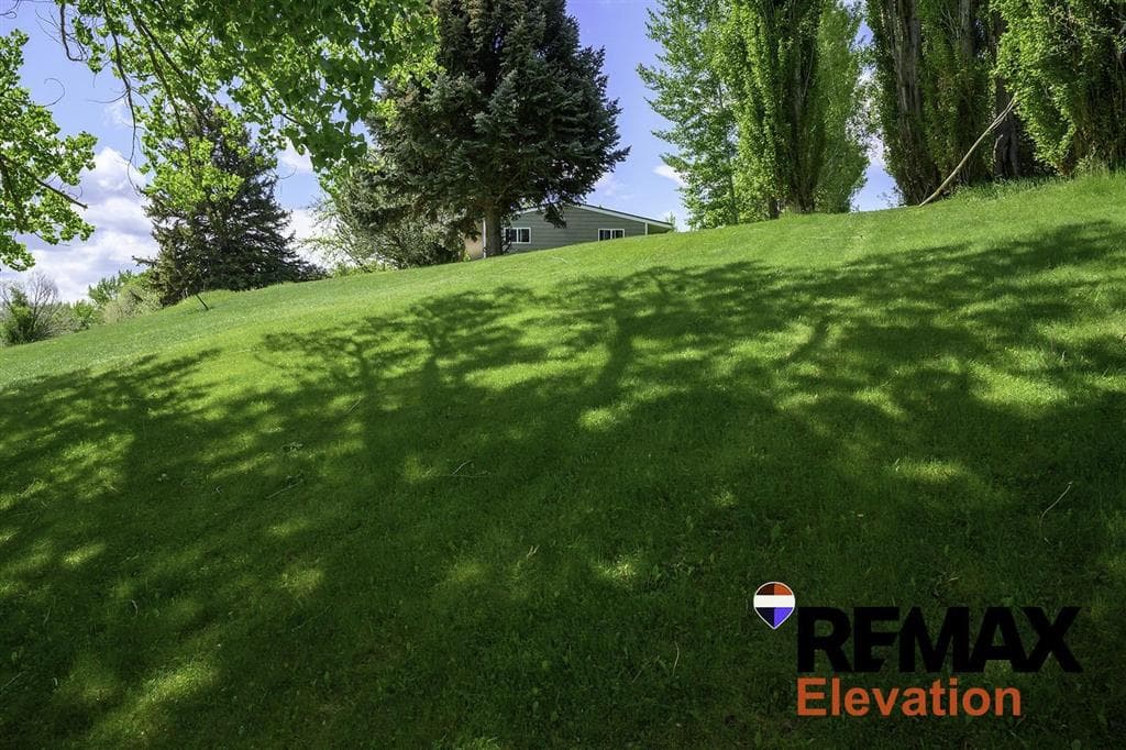 905 S 9th St — photo 6 of 33