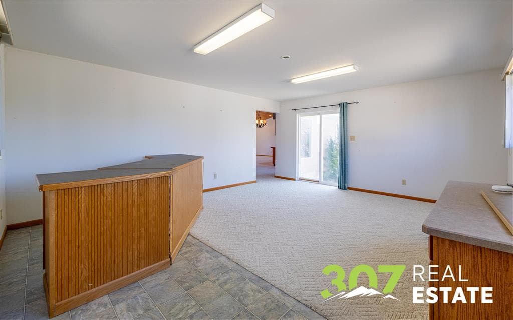 726 Henry Rd — photo 11 of 31