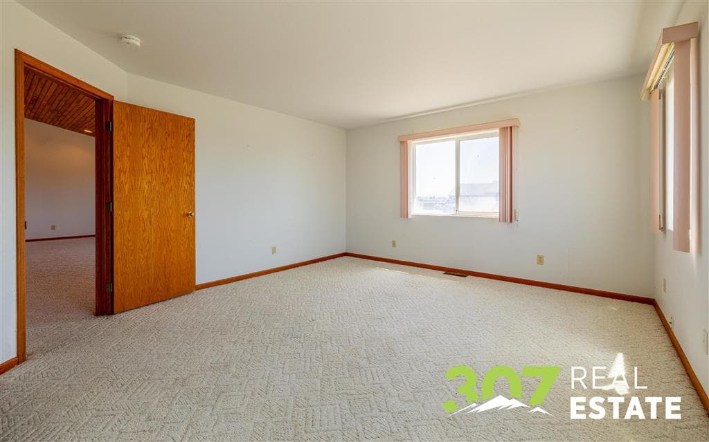 726 Henry Rd — photo 20 of 31