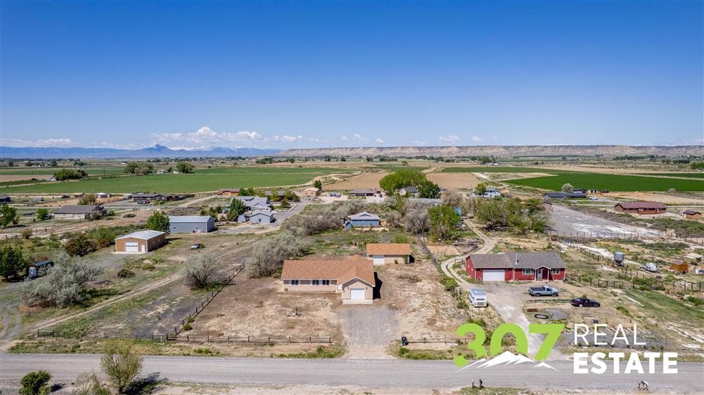 726 Henry Rd — photo 26 of 31