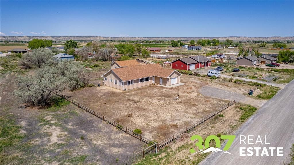 726 Henry Rd — photo 28 of 31