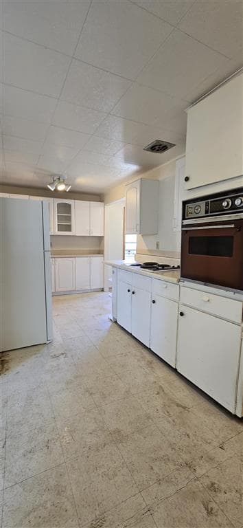 169 E Broadway St — photo 12 of 26