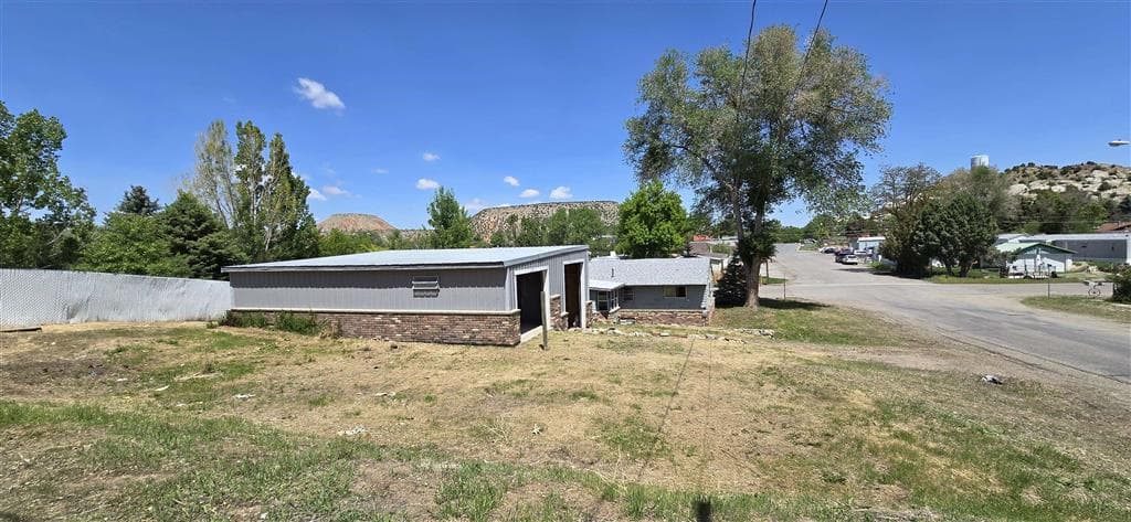 169 E Broadway St — photo 25 of 26