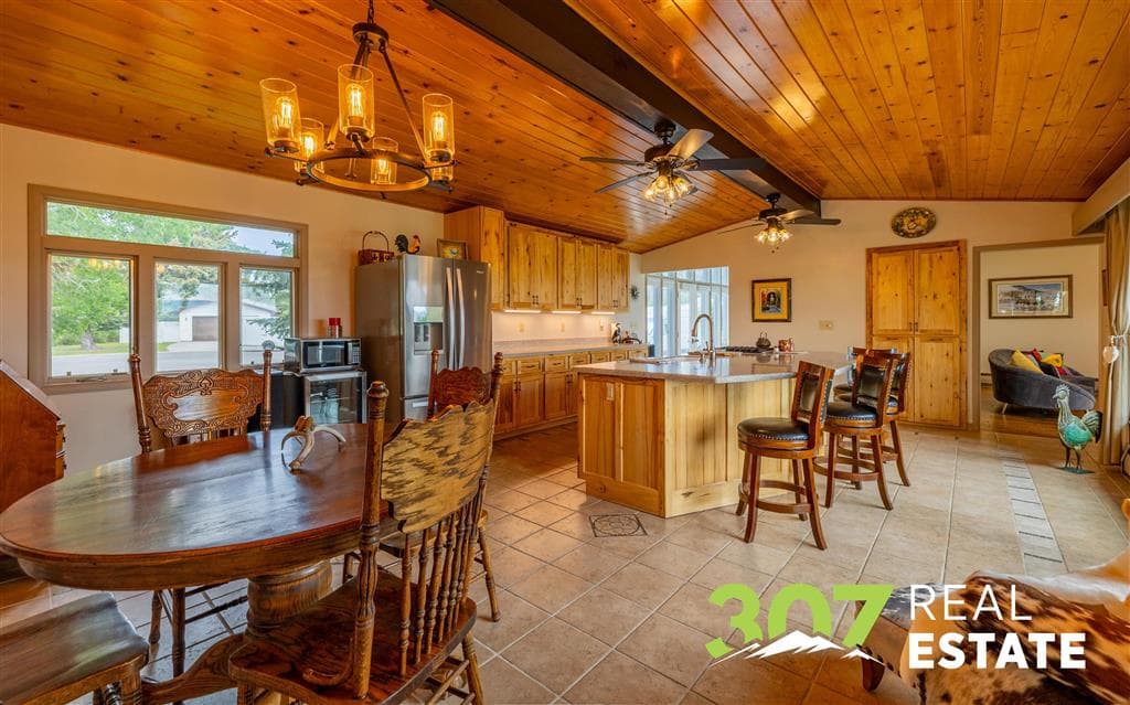 1507 Shepard Pl — photo 7 of 25