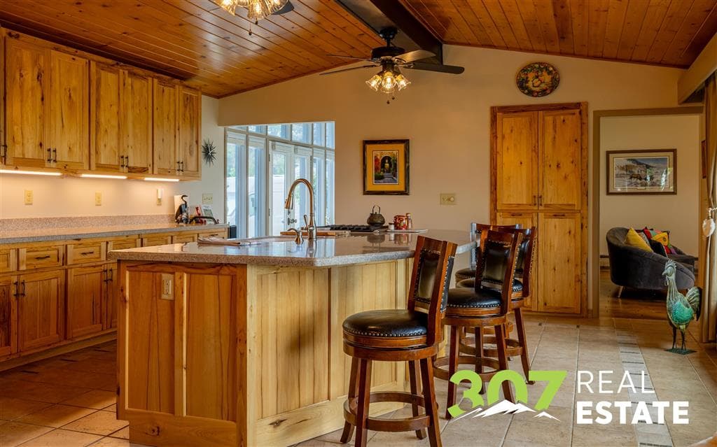 1507 Shepard Pl — photo 9 of 25