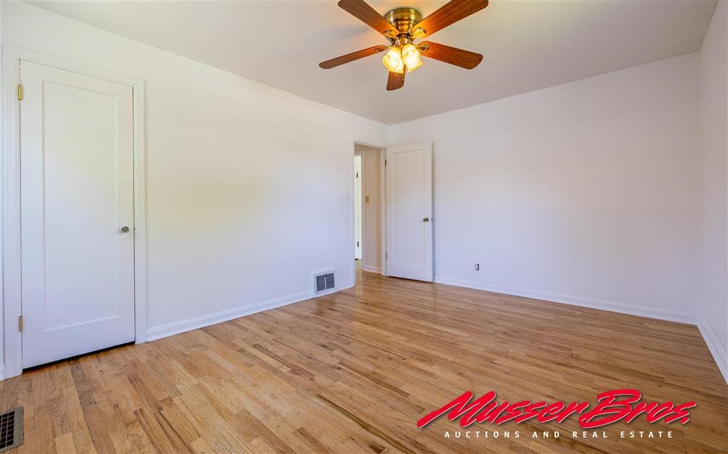 2122 Peake Ave — photo 16 of 40