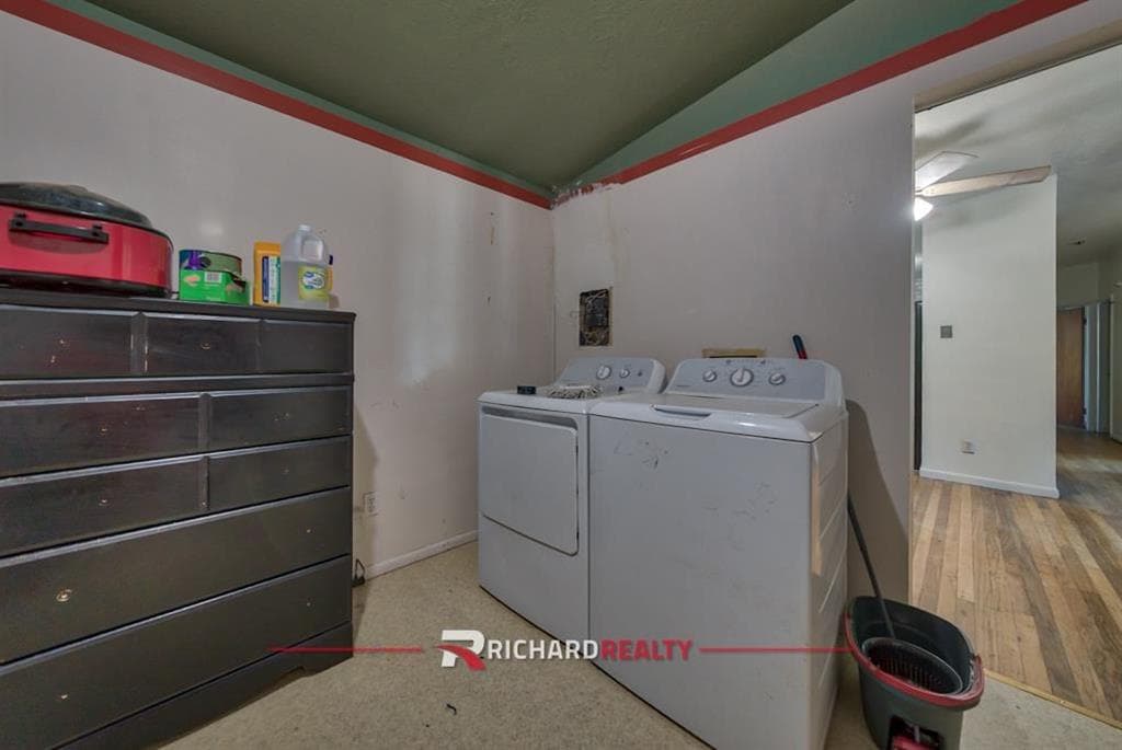 317 Thomas Ave — photo 12 of 23