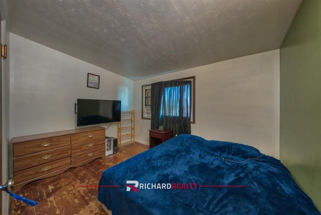 317 Thomas Ave — photo 8 of 23