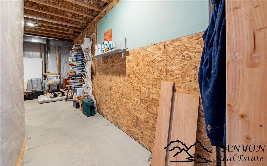 2644 Lane 36 1/2 — photo 18 of 46