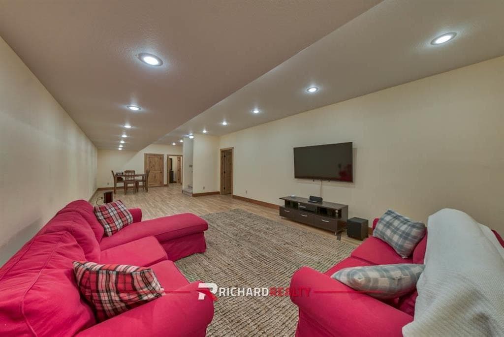 1727 Hwy 14 E — photo 33 of 62