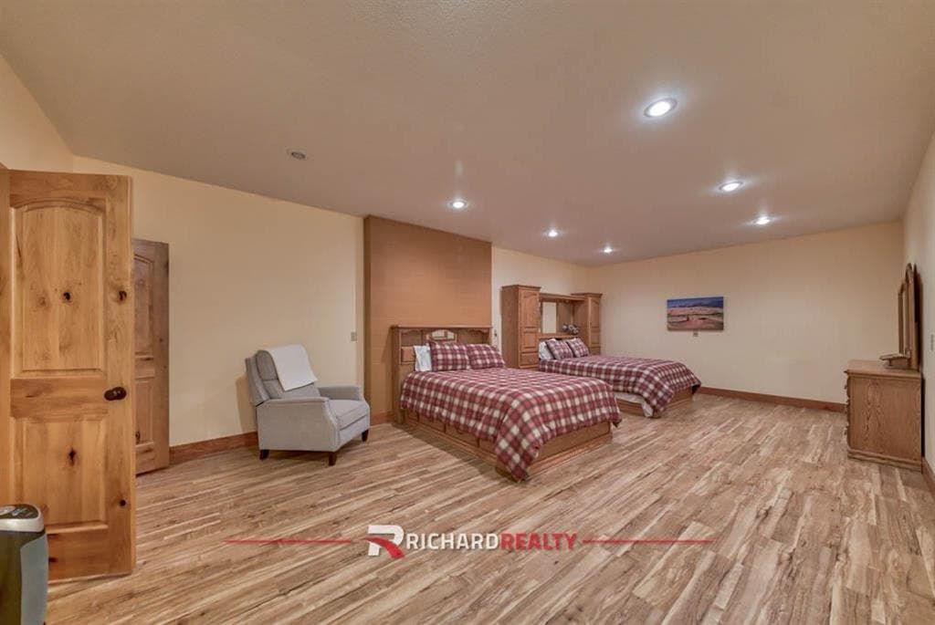 1727 Hwy 14 E — photo 36 of 62