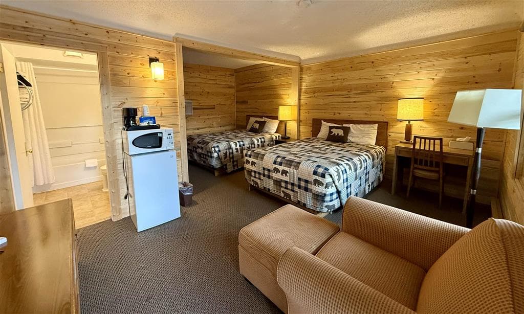 244 Yellowstone Ave., W — photo 12 of 20