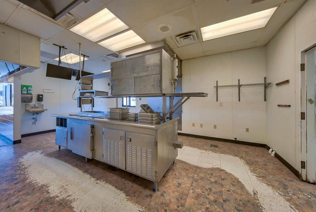 1001 Pulliam Ave — photo 17 of 41