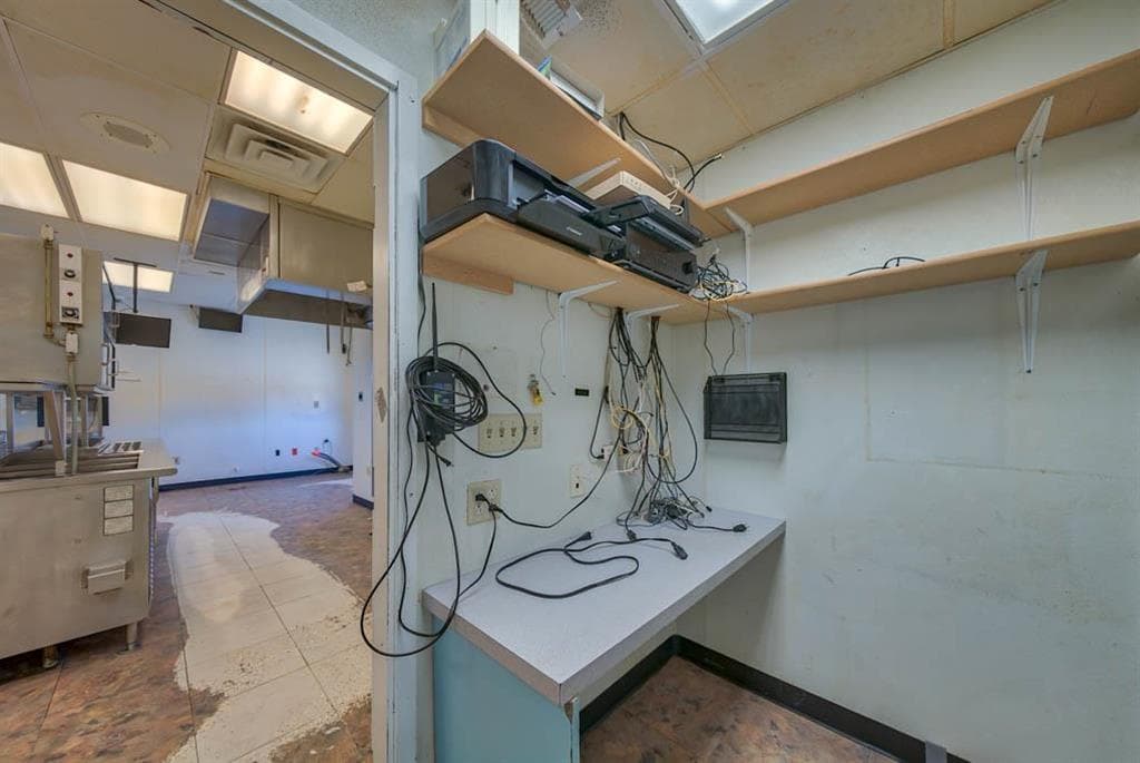 1001 Pulliam Ave — photo 18 of 41