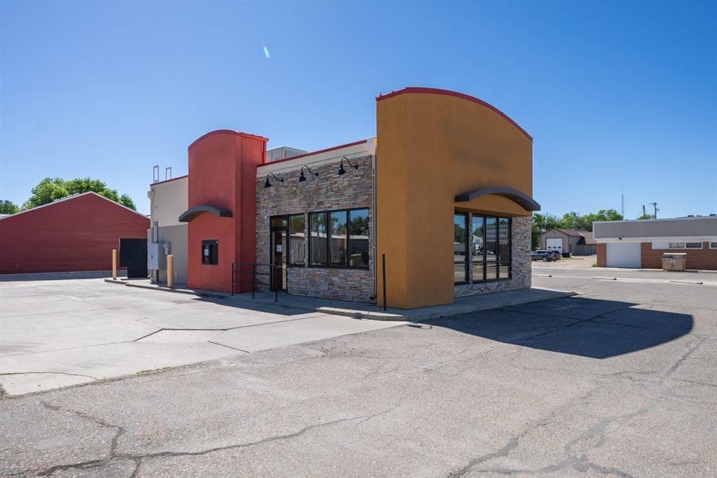 1001 Pulliam Ave — photo 3 of 41