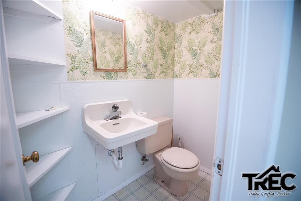 108 N Bent St — photo 12 of 47