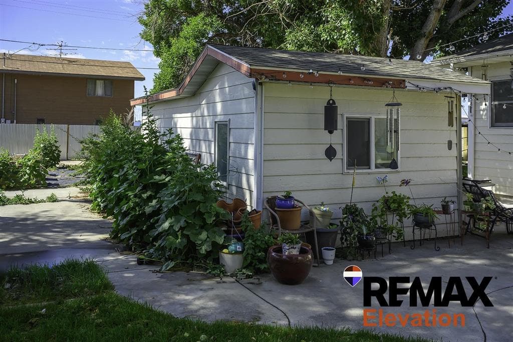 625 3rd Ave N — photo 38 of 44