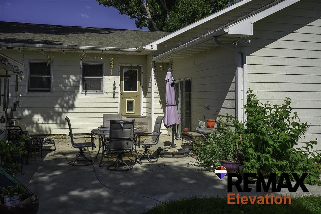 625 3rd Ave N — photo 8 of 44