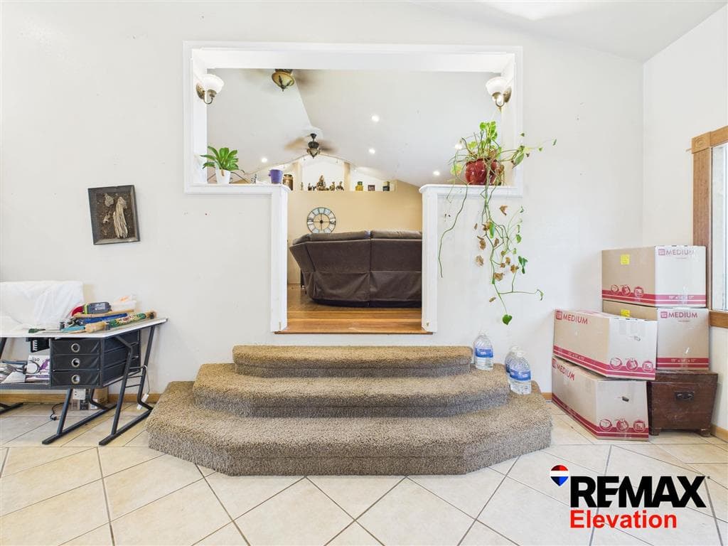 625 3rd Ave N — photo 9 of 44