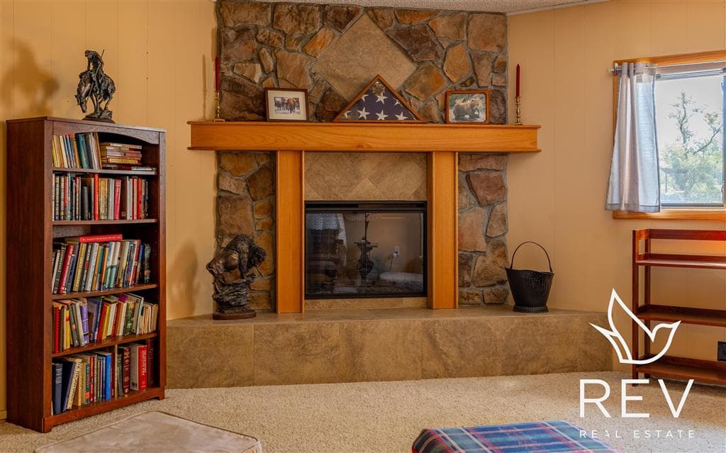 2519 Beartooth Dr — photo 10 of 25