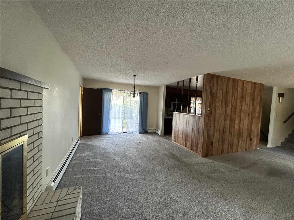 1024 Red Butte Ave — photo 5 of 38