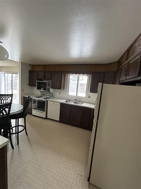 1024 Red Butte Ave — photo 10 of 38