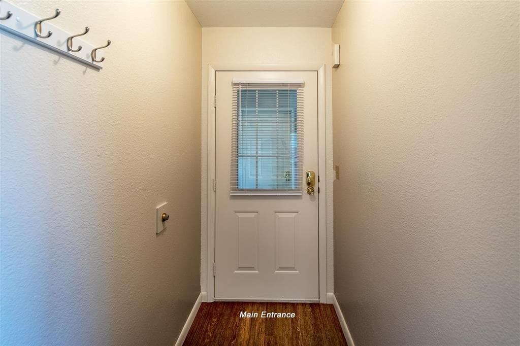 966 Avenue G — photo 16 of 54