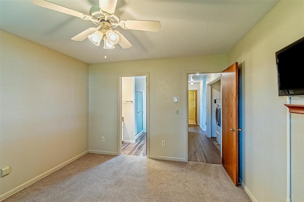 966 Avenue G — photo 33 of 54