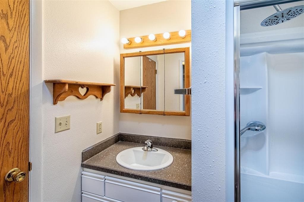 966 Avenue G — photo 36 of 54