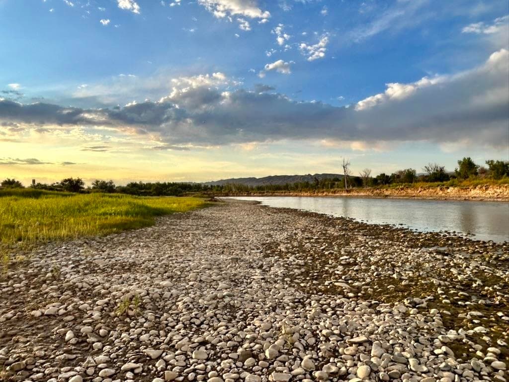 1321 N 6th St — photo 2 of 38