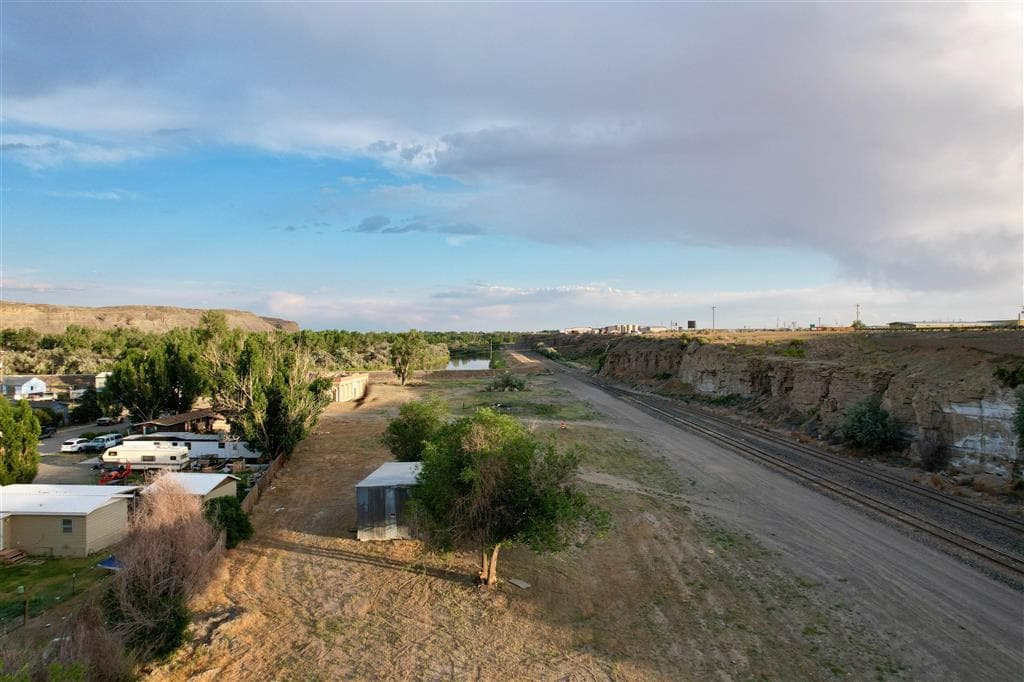 800 6th St — photo 17 of 22