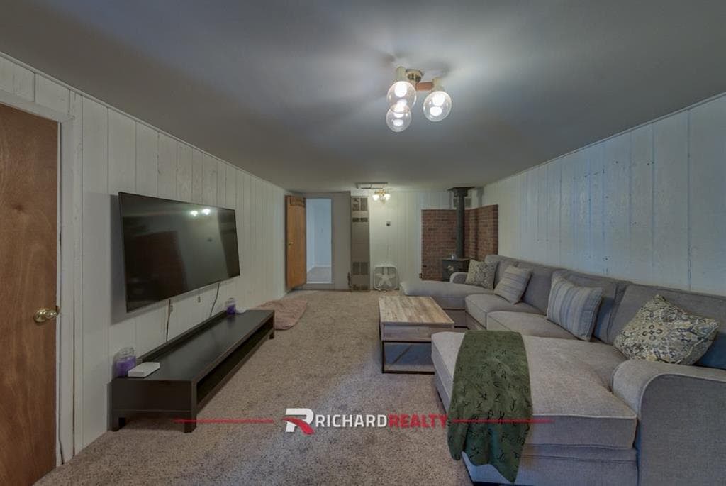 4035 Trapper Creek Rd — photo 18 of 38