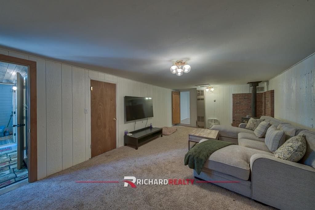 4035 Trapper Creek Rd — photo 19 of 38