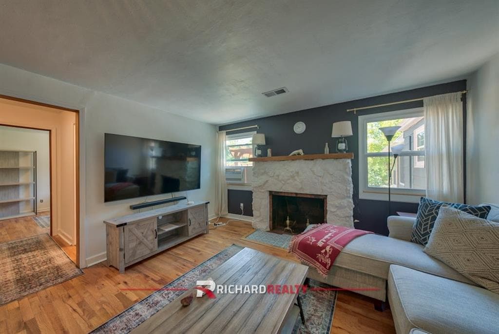 4035 Trapper Creek Rd — photo 3 of 38