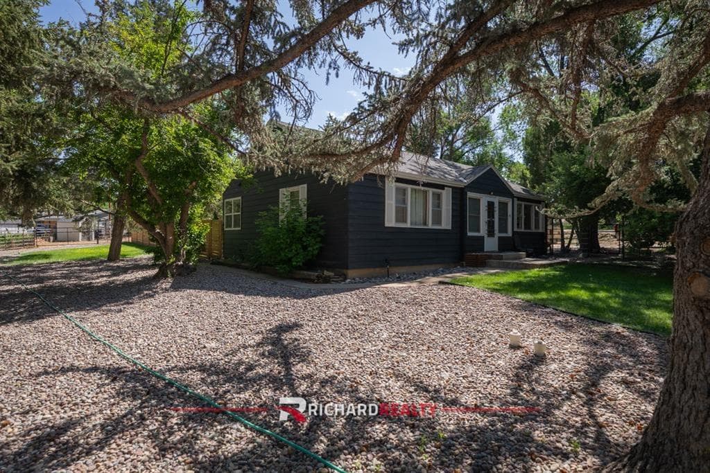 4035 Trapper Creek Rd — photo 36 of 38