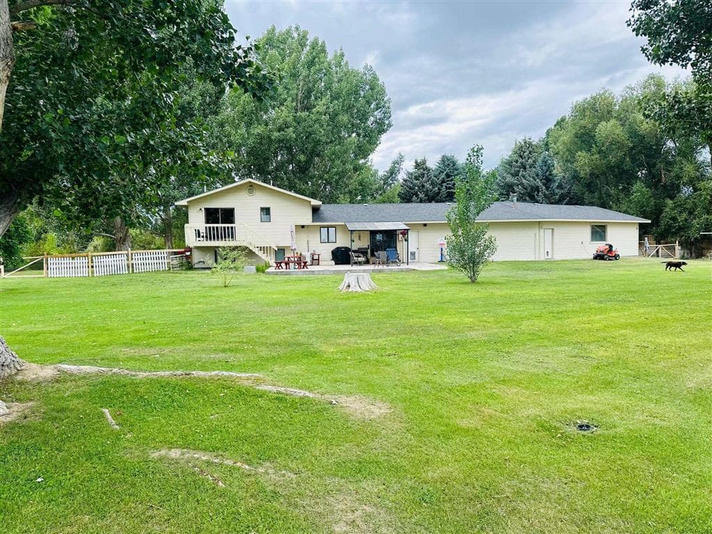 871 E Christy Ln — photo 4 of 51