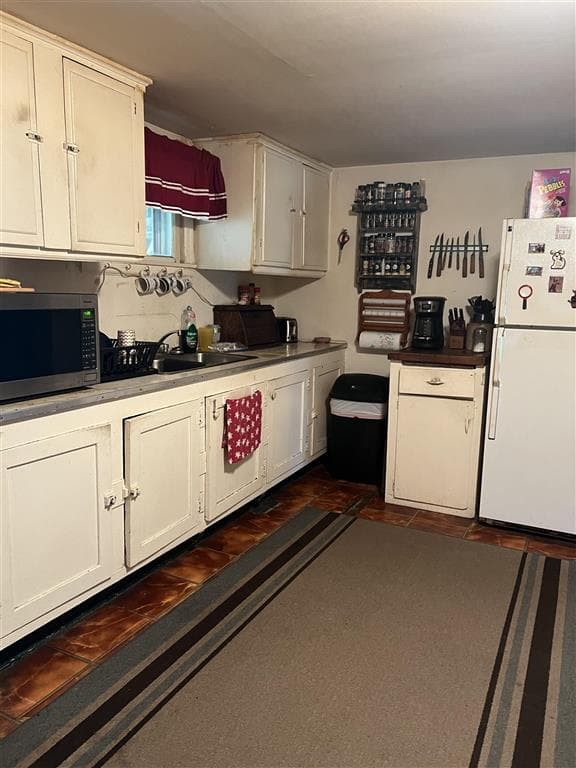 1414 Salsbury Ave — photo 6 of 11