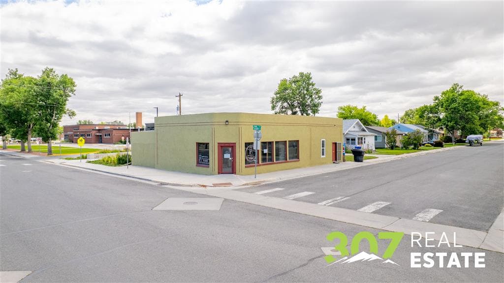 490 Shoshone Ave — photo 17 of 27